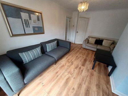 North Road, Cardiff - Photo 2