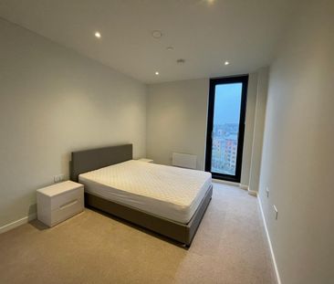 Room in a Shared Flat, Aspin Lane, M4 - Photo 5