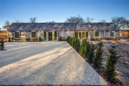 Newly Converted Barn Overlooking Rendcomb College. - Photo 2