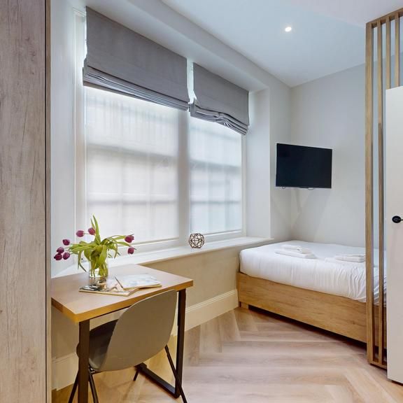 Studio to rent - Photo 1