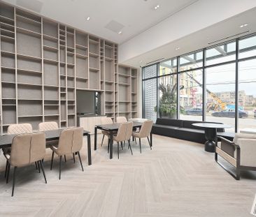 For Lease - 2450 Old Bronte Road Unit# 347, Oakville, Ontario - Photo 4