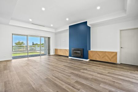 The Ultimate Family Home by the Sea - Photo 2