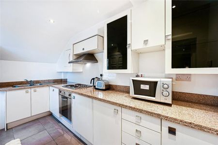 Studio to rent - Photo 3