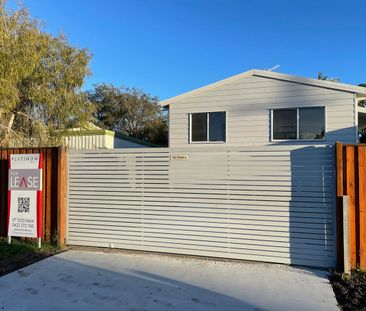 Charming Coastal Home in the Heart of Palm Beach! - Photo 2