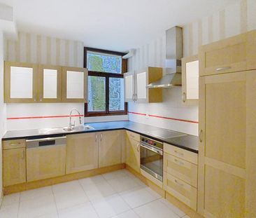 Bien d'exception à deux pas du lac - Photo 2