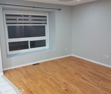 For Lease - 26 Roxton Crescent, Brampton, Ontario - Photo 3