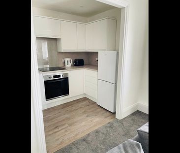 1 Bed Flat, Osborne Wallis House, BS8 - Photo 5