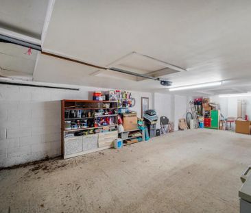 6 bedroom detached house to rent - Photo 5