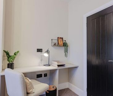 6 bedroom house of multiple occupation to rent - Photo 6