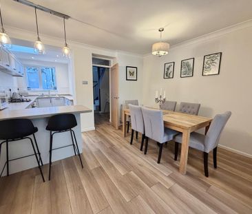 3 bedroom terraced house to rent - Photo 5