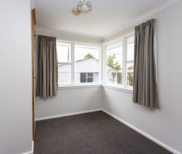 Student Property Upper Riccarton 6 Bedrooms 2 Bathrooms - Photo 2