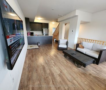 For Lease - 229 Danzatore Path, Oshawa, Ontario - Photo 3