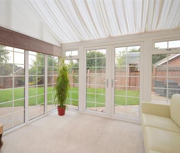 4 bedroom detached house to rent - Photo 5