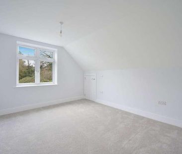 Pillarbox House, Godstone Hill, RH9 - Photo 4