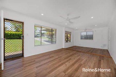 Newly Updated 4-Bedroom Residence - Photo 3