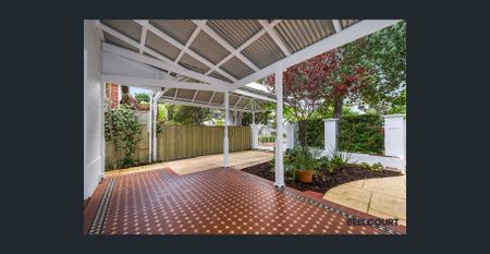 Charming, Four-Bedroom Family Home in Shenton Park - Photo 2