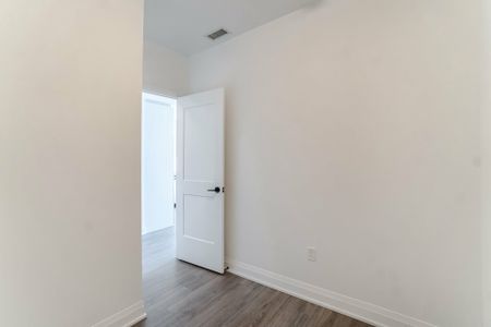 For Lease - 50 George Butchart Drive Unit# 316, Toronto, Ontario - Photo 2
