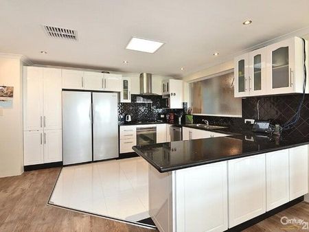 Quinns Rocks - Photo 2