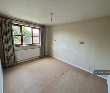 4 bedroom detached house to rent - Photo 4