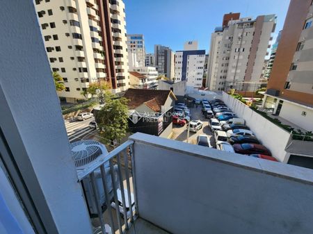 Apartamento com 3 quartos e 107m² para alugar em Centro, Florianópolis. - Foto 5