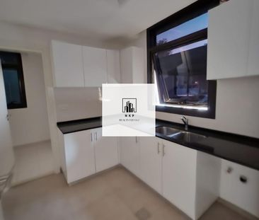 Specious luxury 3bedroom townhouse for rent - Photo 5