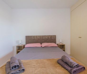 Apartamento de alquiler en Av Rosa de Los Vientos, 7, Zona Levante ... - Photo 2