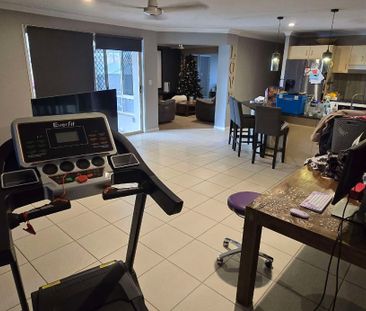 Upper Caboolture - Photo 3