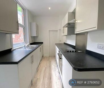 1 bedroom in a house share to rent - Photo 4