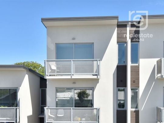 8/318 Barbadoes Street, Christchurch Central, NZ 8011 - Photo 1