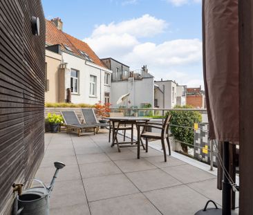 Prachtig herenhuis in Antwerpen centrum met 5 slaapkamers en versch... - Photo 2