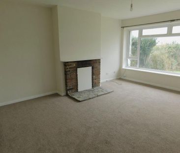 3 bedroom bungalow to rent - Photo 1