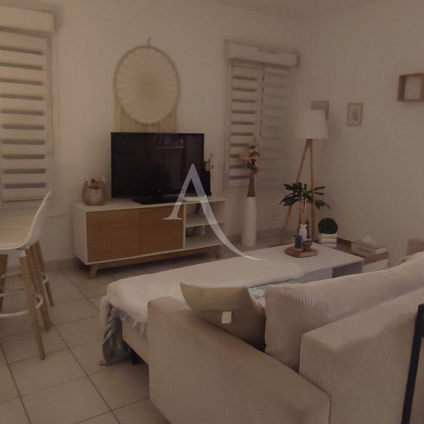 Location Appartement 3 pièces 65m² DOUE LA FONTAINE 49700 - Photo 1