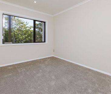 4 Bedroom Near New Town House !!!! - Photo 6