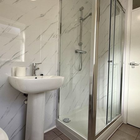 St. Clares Gardens, BOGNOR REGIS - Photo 3