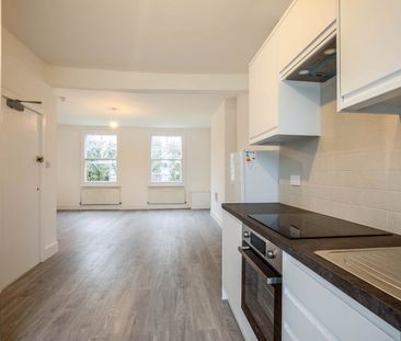 Studio Flat, Kingsland Road, E2 - Photo 4