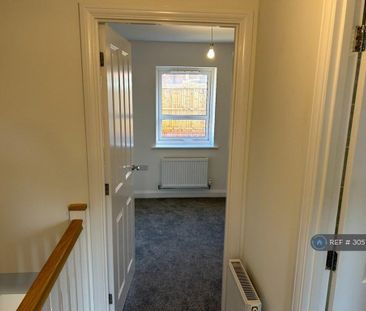 2 bedroom terraced house to rent - Photo 6