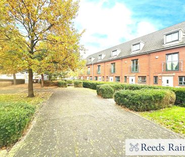 3 bedroom semi-detached house to rent - Photo 5