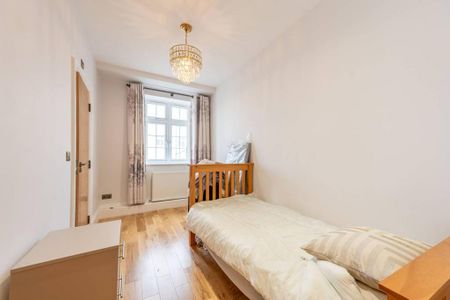 5 bedroom flat to rent - Photo 3