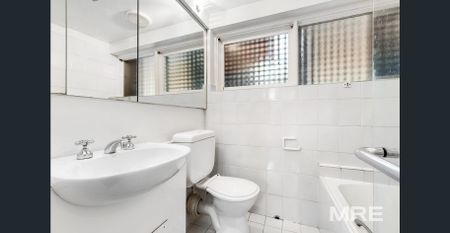 Live in style in the Domain precinct - Photo 5