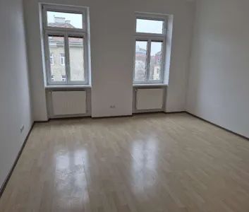 UNBEFRISTETE 3 Zimmer Altbauwohnung mit neuer Küche auf der Favoritenstraße! - Foto 2