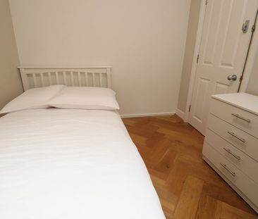 Room in a Shared House, Guildhouse Street, SW1V - Photo 6