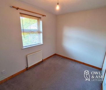 28 Hollyburn, Lisburn, BT28 2YL - Photo 3