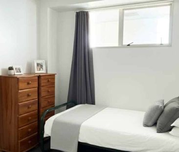 Two Bedroom Apartment in HARVARD - Photo 4