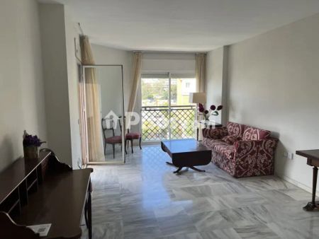 Apartamento en alquiler en Parque Clavero - Photo 2