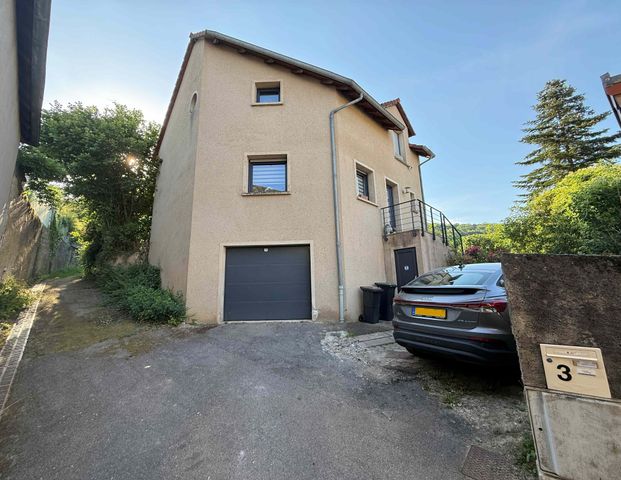 THIONVILLE – Maison individuelle – 5 pièces – 3 chambres – Terrasse et Jardin - Photo 1