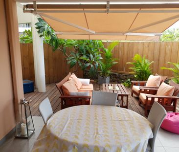 A LOUER - T3 MEUBLE - SAINT GILLES LES BAINS MONTROQUEFEUIL - Photo 1