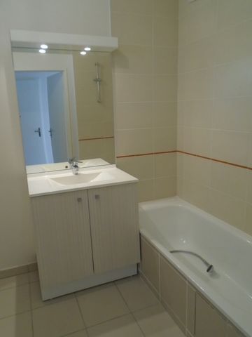 Location Appartement 2 pièces 46m² TOULOUSE 31200 - Photo 3