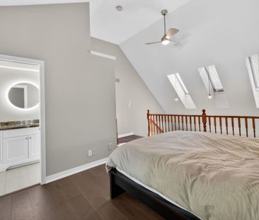 For Lease - 2410 Marine Drive, Oakville, Ontario - Photo 4