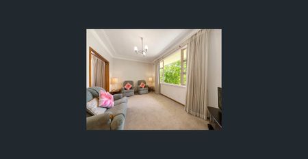 Charming spacious home in Carlingford West catchment - Photo 2