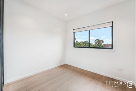 Brand New Family Brick Home ! - Photo 5